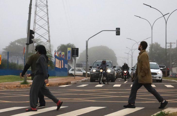 Frente fria avança e muda o tempo em Mato Grosso do Sul a partir de domingo. Frente fria avança e muda o tempo em Mato Grosso do Sul a partir de domingo.