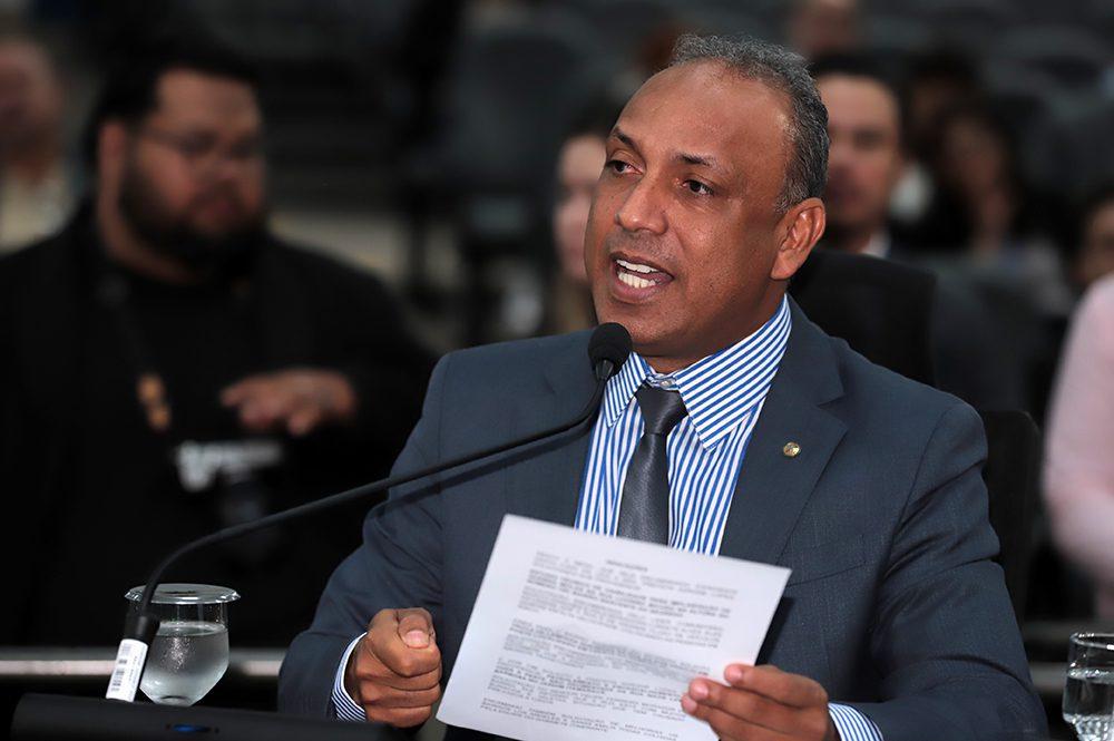 Mandato participativo: Junior Coringa leva solicitações da população à Prefeitura. Mandato participativo: Junior Coringa leva solicitações da população à Prefeitura.