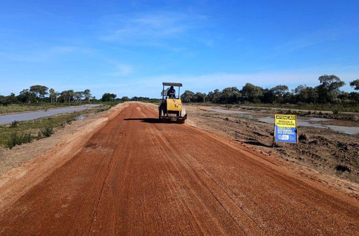 Novo trecho de acesso ao Forte Coimbra melhora acesso no Pantanal e abre oportunidades. Novo trecho de acesso ao Forte Coimbra melhora acesso no Pantanal e abre oportunidades.