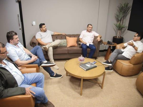 Presidente Papy recebe empresários que pedem apoio para Selo de Qualidade.