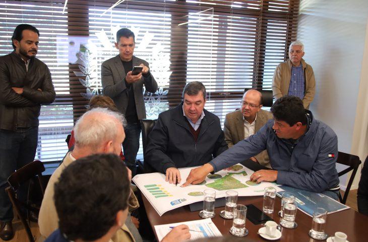 Sidrolândia apresenta projetos de infraestrutura urbana e implantação do anel rodoviário. Sidrolândia apresenta projetos de infraestrutura urbana e implantação do anel rodoviário.