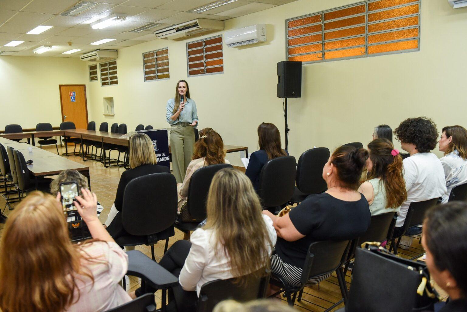 Membros do Conselho Municipal dos Direitos da Mulher tomam posse para o triênio 2025 – 2028. Membros do Conselho Municipal dos Direitos da Mulher tomam posse para o triênio 2025 – 2028.