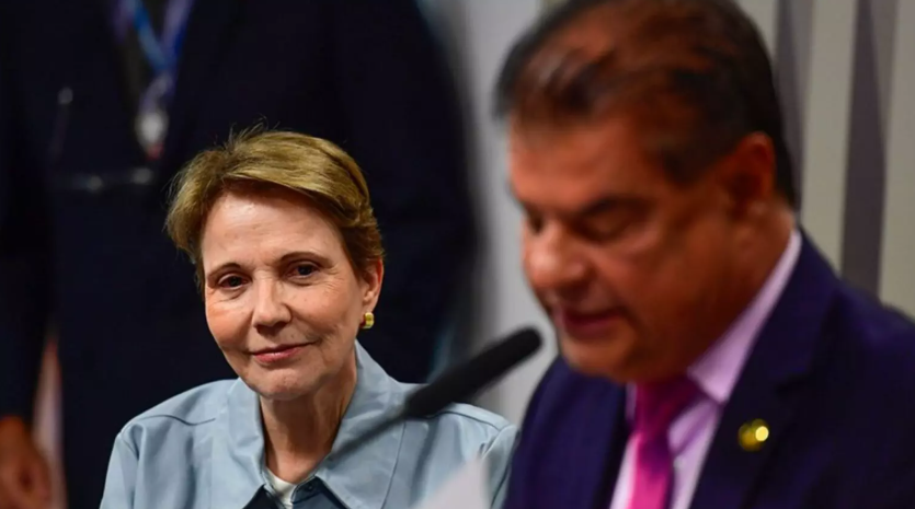 Ao lado do Senador Nelsinho Trad e da Senadora Tereza Cristina, Marcos Pontes e mais 5 integram comissão aos Estados Unidos. Ao lado do Senador Nelsinho Trad e da Senadora Tereza Cristina, Marcos Pontes e mais 5 integram comissão aos Estados Unidos.