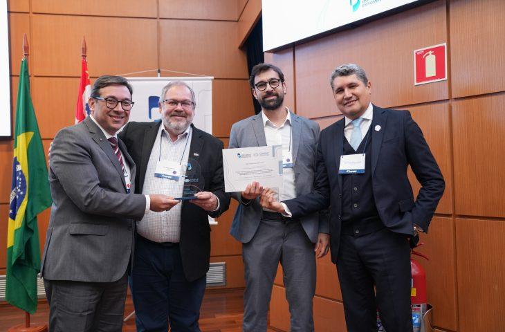 Em parceria com UEMS e Fundect, projeto que populariza ciência vence prêmio nacional de boas práticas. Em parceria com UEMS e Fundect, projeto que populariza ciência vence prêmio nacional de boas práticas.