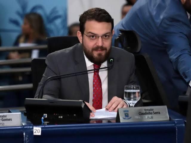 Justiça de MS mantém presos Claudinho Serra, assessor e empreiteiro acusados de corrupção. Justiça de MS mantém presos Claudinho Serra, assessor e empreiteiro acusados de corrupção.