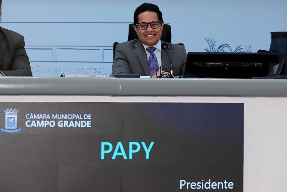 Papy é reeleito presidente da Câmara de Campo Grande com 18 meses de antecedência. Papy é reeleito presidente da Câmara de Campo Grande com 18 meses de antecedência.