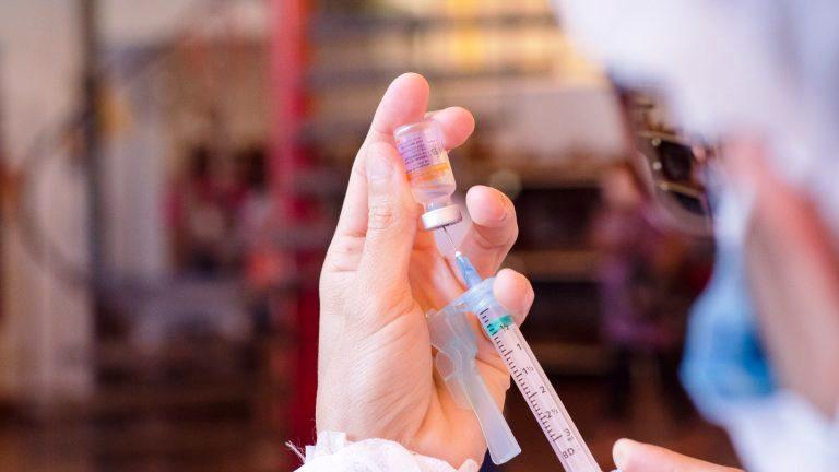 Sesau reforça cuidados contra vírus respiratórios mesmo com queda nos casos. Sesau reforça cuidados contra vírus respiratórios mesmo com queda nos casos.