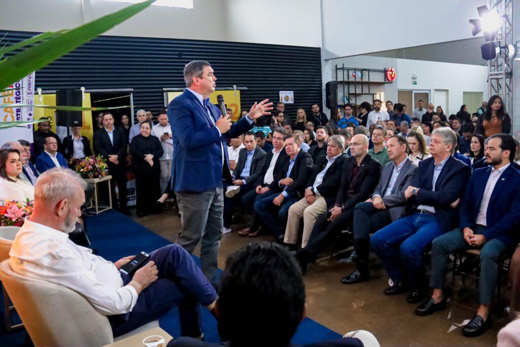 Prefeitura reúne forças institucionais para dar início às celebrações dos 126 anos.