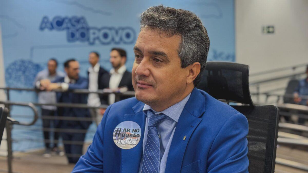 Com coautoria de Landmark, licença-paternidade de 15 dias para servidores municipais é aprovada.