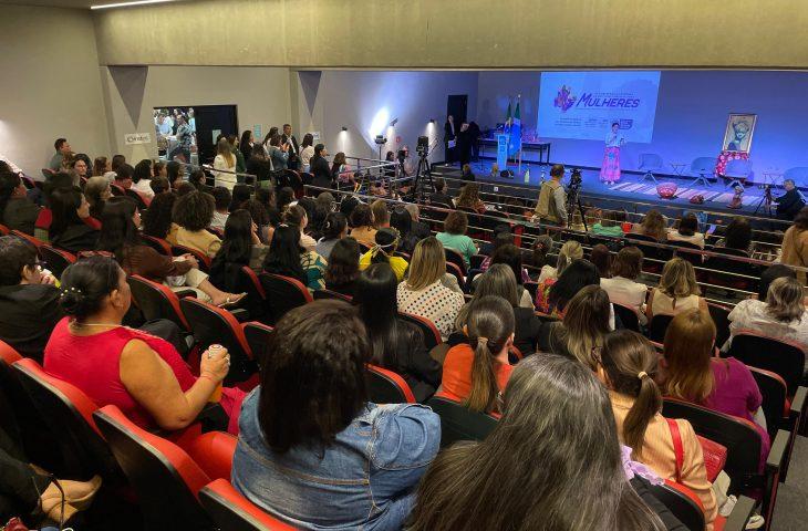 Governo de MS reafirma compromisso com as políticas públicas para mulheres na V Conferência Estadual. Governo de MS reafirma compromisso com as políticas públicas para mulheres na V Conferência Estadual.