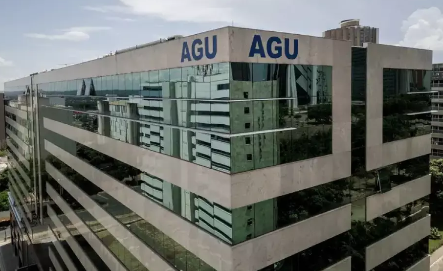 AGU vai ao STF para encerrar ações sobre base do PIS/Cofins que somam R$ 117,6 bi. AGU vai ao STF para encerrar ações sobre base do PIS/Cofins que somam R$ 117,6 bi.