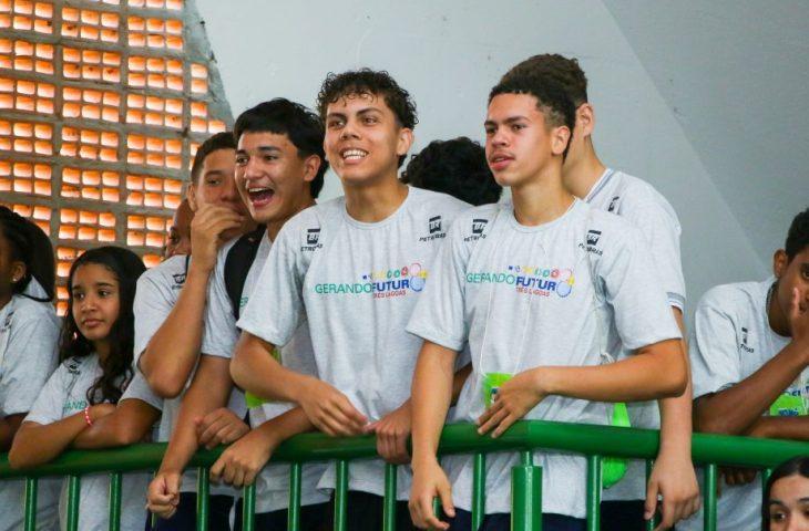 Circuito Avança Juventude reúne mais de 1 mil jovens em Três Lagoas e mobiliza municípios da região. Circuito Avança Juventude reúne mais de 1 mil jovens em Três Lagoas e mobiliza municípios da região.