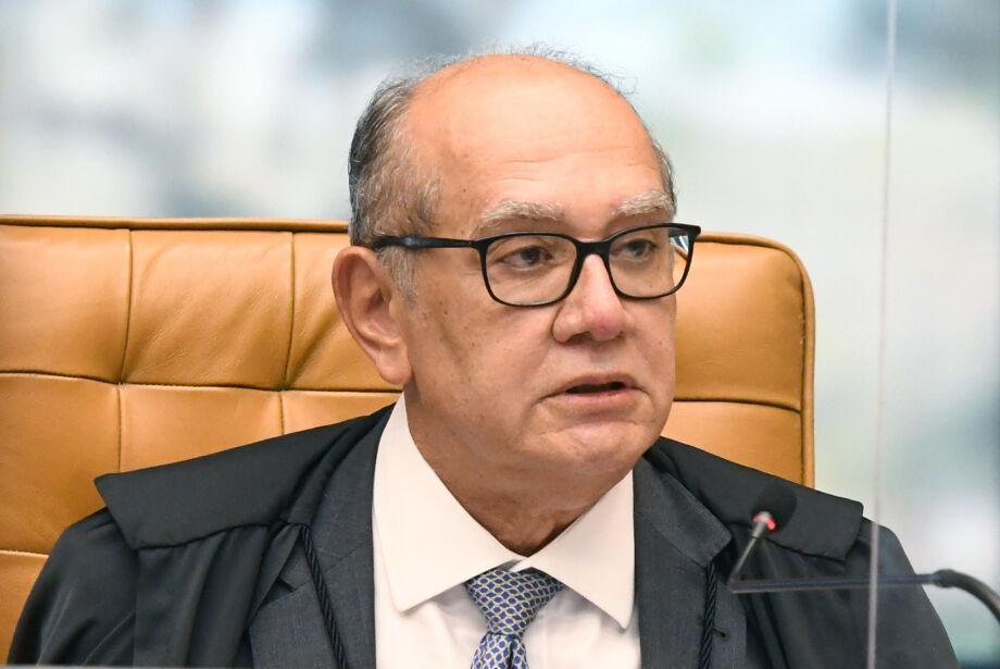 Gilmar exalta  Gilmar exalta 'firmeza' de Barroso diante de ataques ao STF e se emociona ao falar de Moraes.