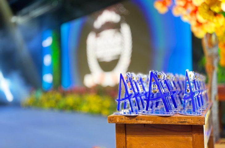 Mato Grosso do Sul premia escolas públicas com melhores resultados em alfabetização. Mato Grosso do Sul premia escolas públicas com melhores resultados em alfabetização.