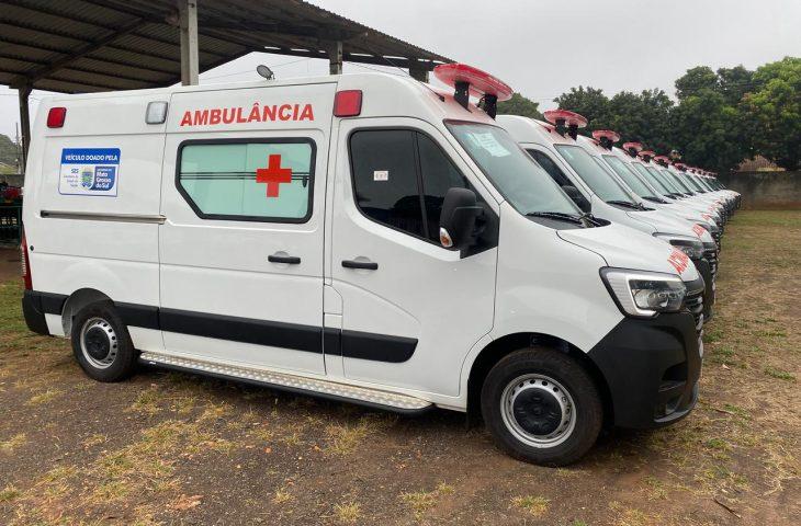 Para salvar vidas: 28 ambulâncias e caminhonetes reforçam frota da Saúde em municípios e polos indígenas. Para salvar vidas: 28 ambulâncias e caminhonetes reforçam frota da Saúde em municípios e polos indígenas.