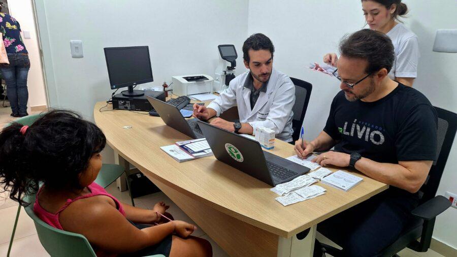 Articulado pelo Vereador Dr. Lívio, Mutirão ocular atende 124 crianças da Rede Municipal.