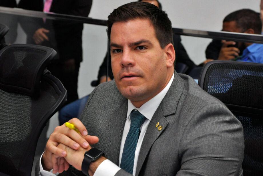 Capitão Contar vai a Brasília dialogar com lideranças nacionais de 4 partidos. Capitão Contar vai a Brasília dialogar com lideranças nacionais de 4 partidos.