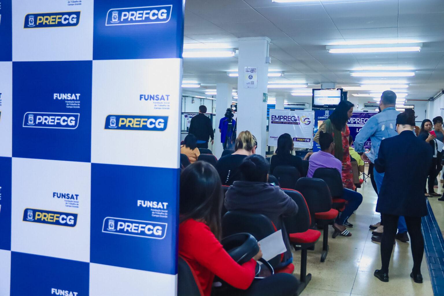 Funsat oferece mais de 1,2 mil vagas em 150 profissões.