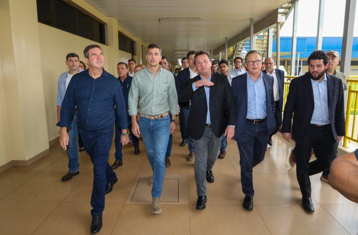 Modelo de gestão fiscal e econômica de MS ganha elogios de presidente do Paraguai e gigante do setor de carnes. Modelo de gestão fiscal e econômica de MS ganha elogios de presidente do Paraguai e gigante do setor de carnes.