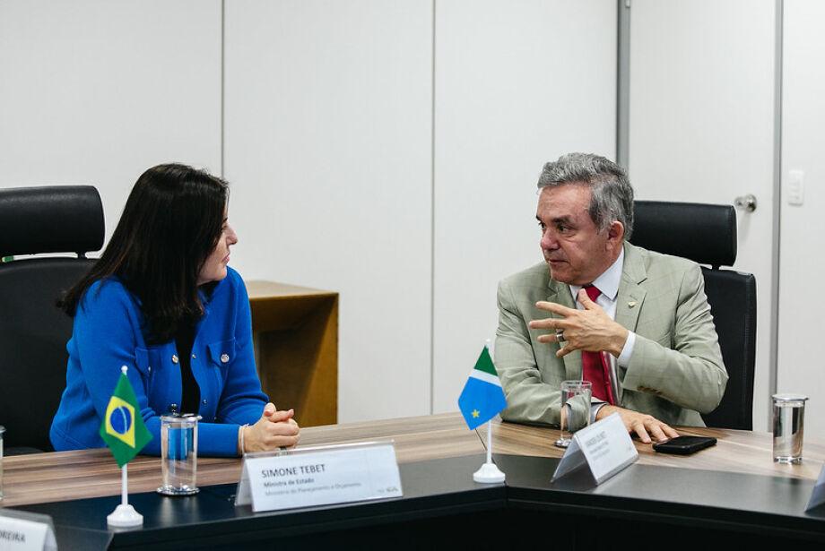 PT do Estado quer ampliar as alianças para lançar dois candidatos ao Senado. PT do Estado quer ampliar as alianças para lançar dois candidatos ao Senado.