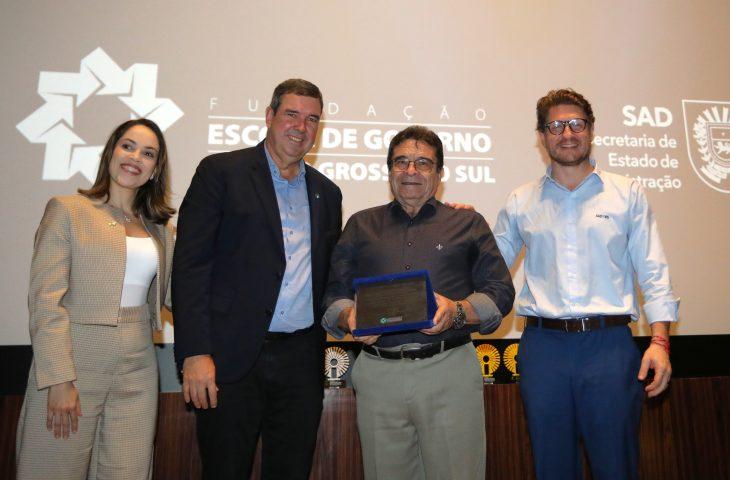 Escolagov homenageia servidor público que acompanhou a criação e evolução da instituição.