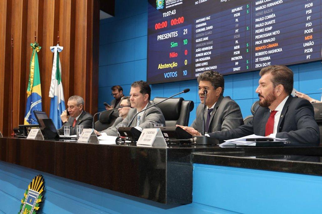 Nesta quinta-feira, os parlamentares apreciarão seis projetos na sessão ordinária.