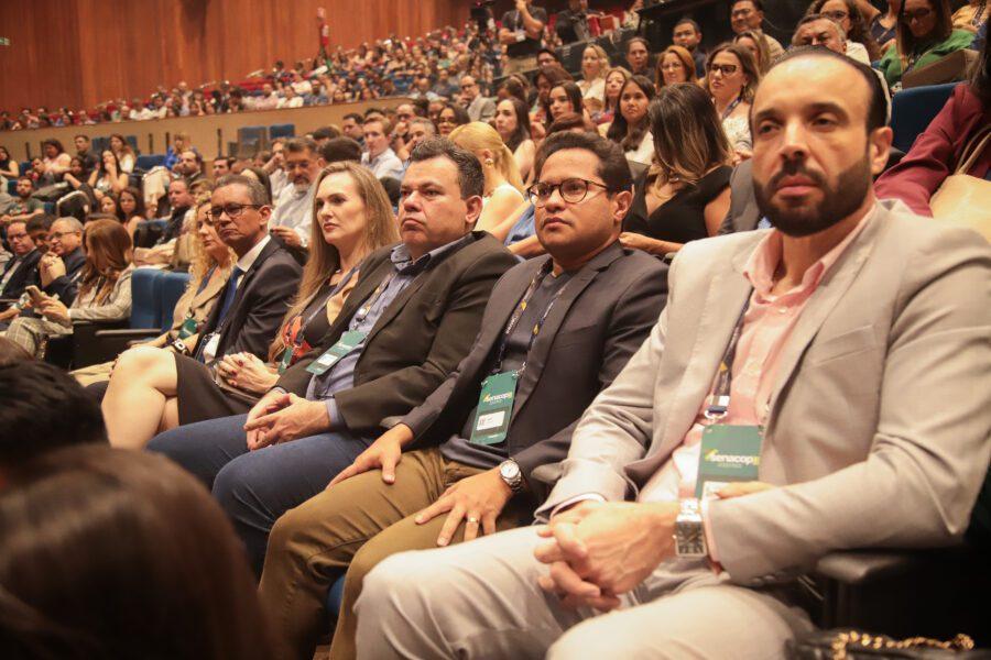 Papy participa do Senacop 2025 e destaca desafios do setor de compras para gestores públicos.