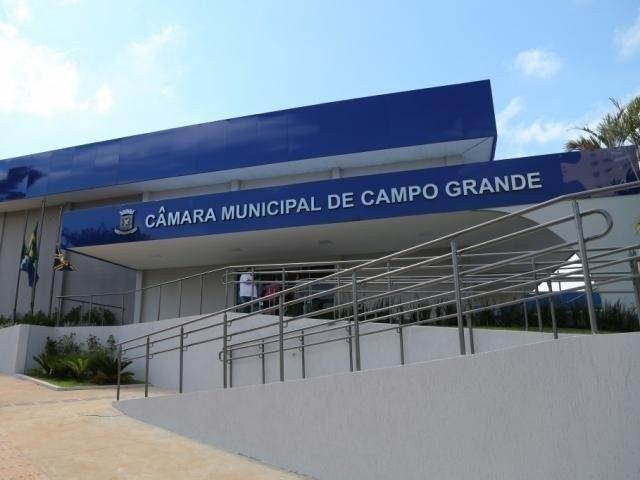 Vereadores da Câmara Municipal de Campo Grande terão emenda no feriado da semana que vem.