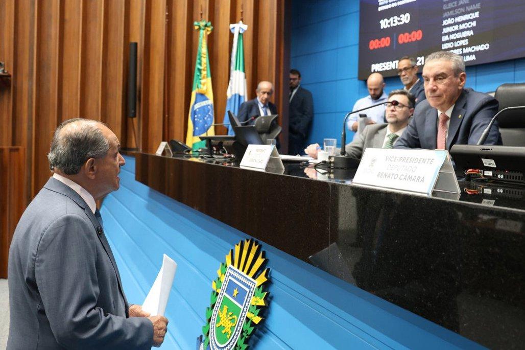 LOA está entre os quatro projetos previstos para a Ordem do Dia desta quarta-feira.