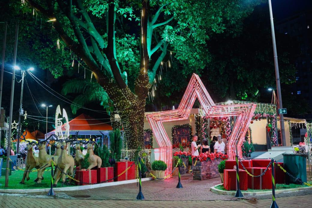 Natal dos Sonhos chega à última semana com diversas atrações na Praça Ary Coelho.