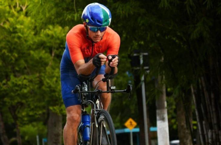 Servidor público de MS encara triathlon extremo em Santa Catarina e leva o nome do estado a circuito mundial.