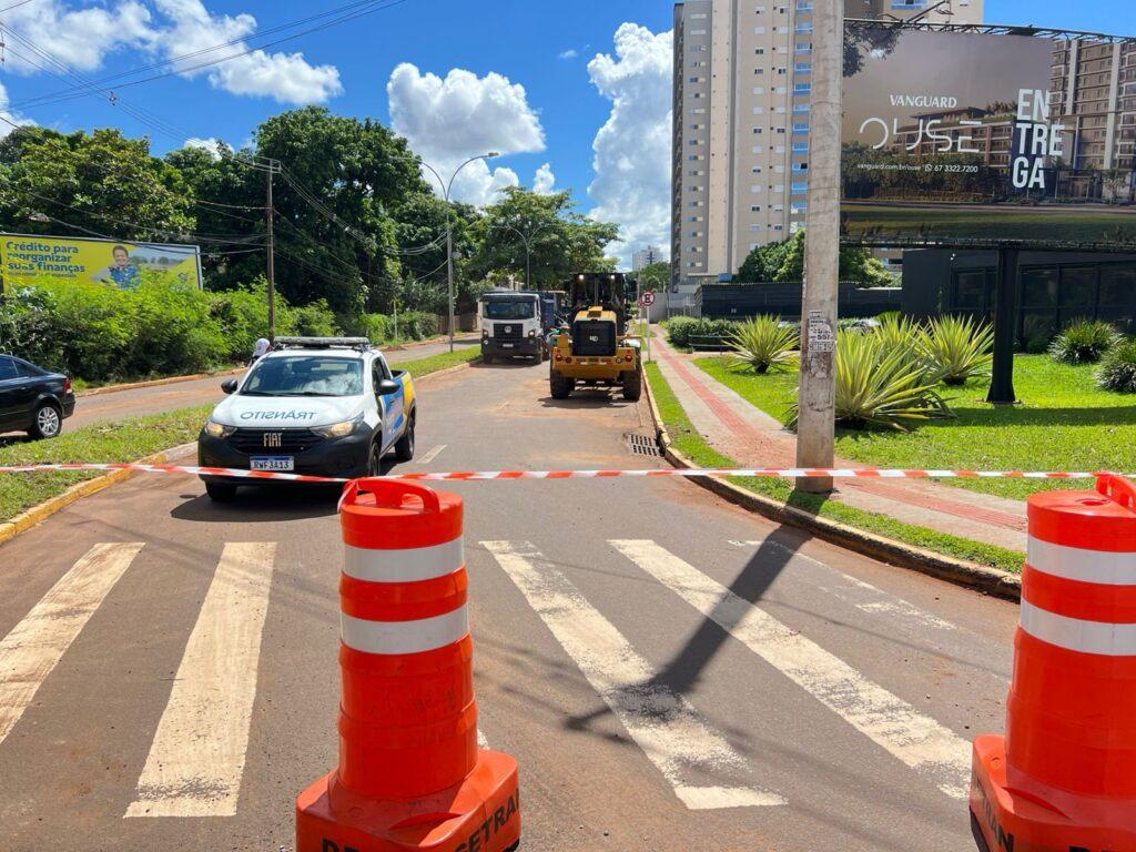 Prefeitura intensifica obras emergenciais e reparos após tempestade. Prefeitura intensifica obras emergenciais e reparos após tempestade.