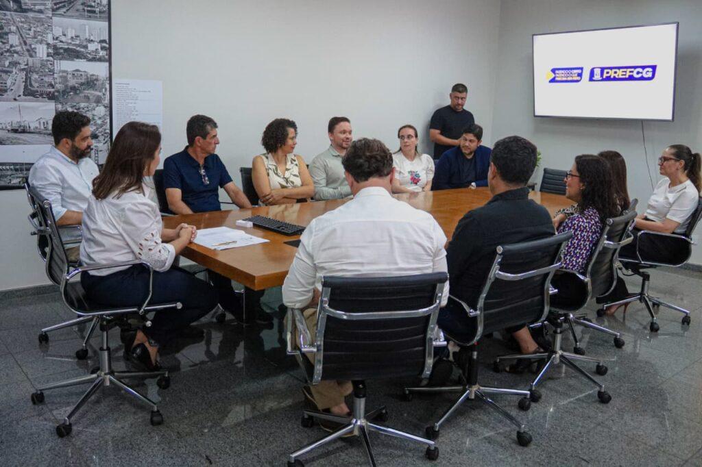 Nova lei impulsiona setor de farmácias de manipulação em Campo Grande.