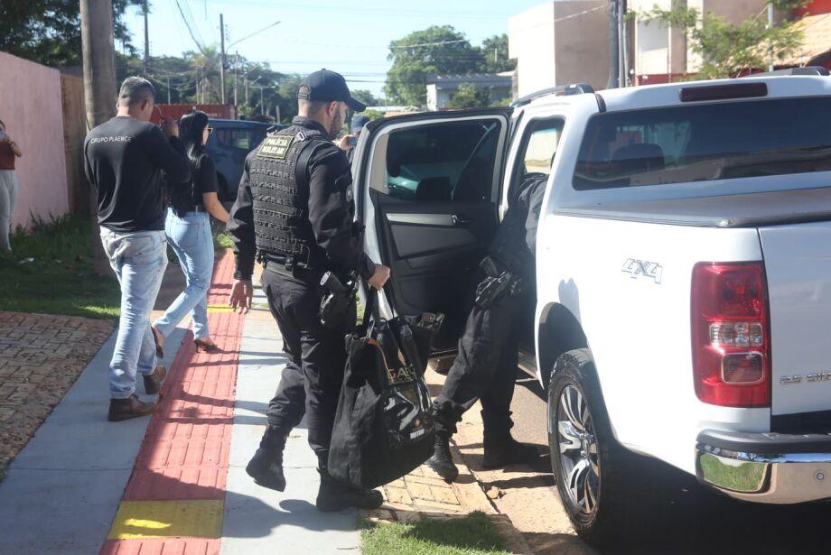 Dono de grupo de comunicação impacto Eli Souza é preso em ação contra fraudes em licitação na Capital.