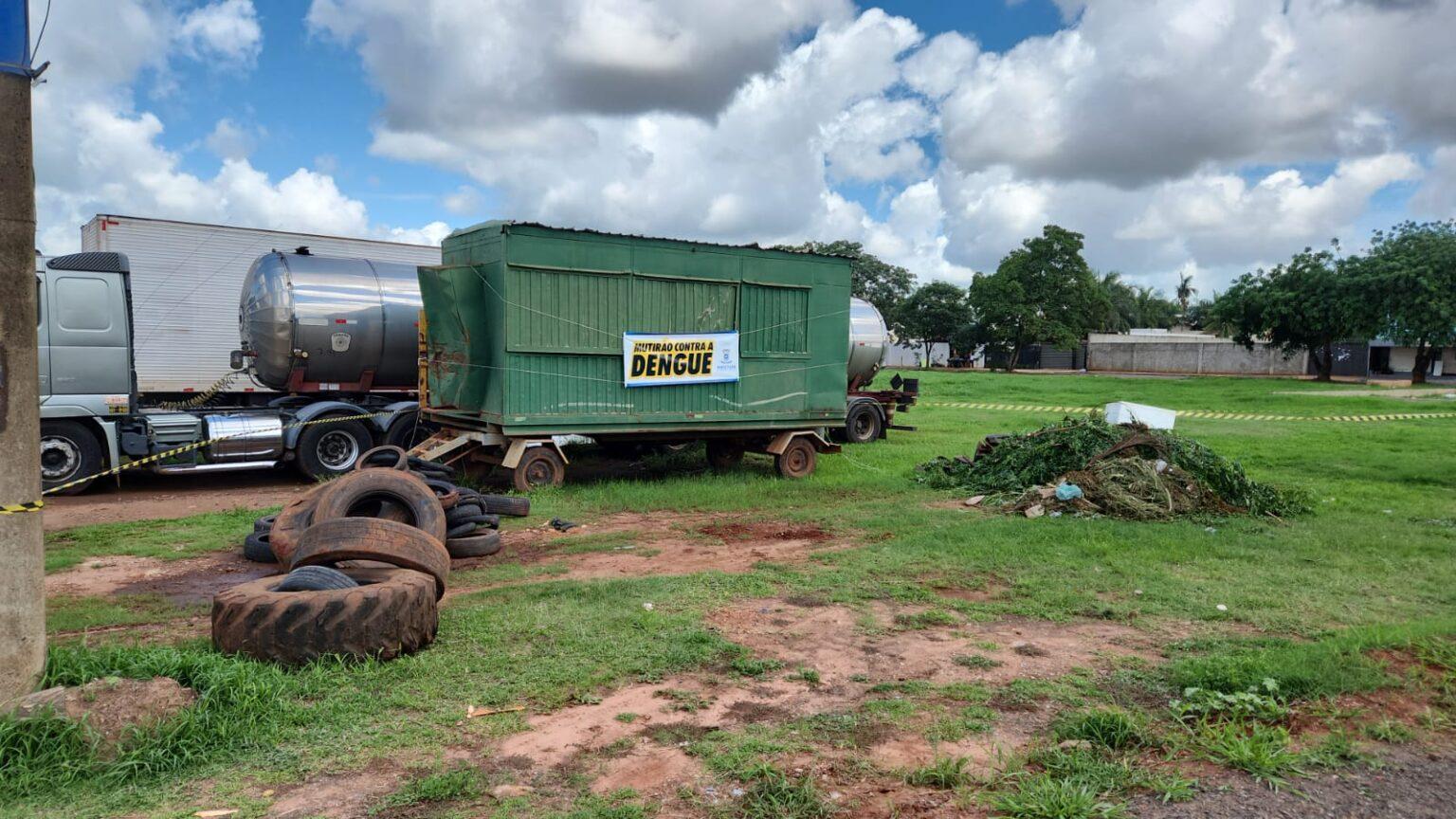 Meu Bairro Limpo orienta população sobre o descarte correto de materiais.