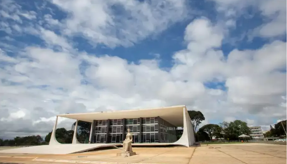 Neste ano de 2026, o Supremo Tribunal Federal (STF)  deve julgar uberização, Ferrogrão e impositividade das emendas.