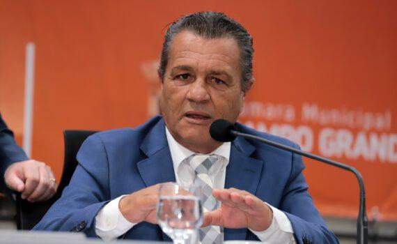 Vereador Delei solicita estudo para implantação de redutor de velocidade na Rua Pirituba, no Guanandi.