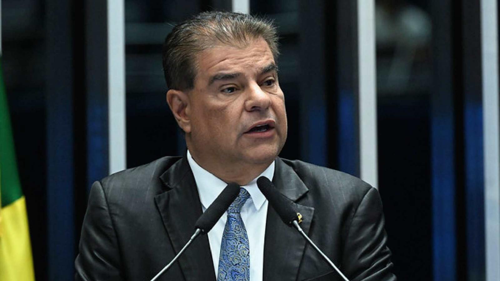 O Senador Nelsinho Trad diz Já estamos no tempo da redução da maioridade penal.